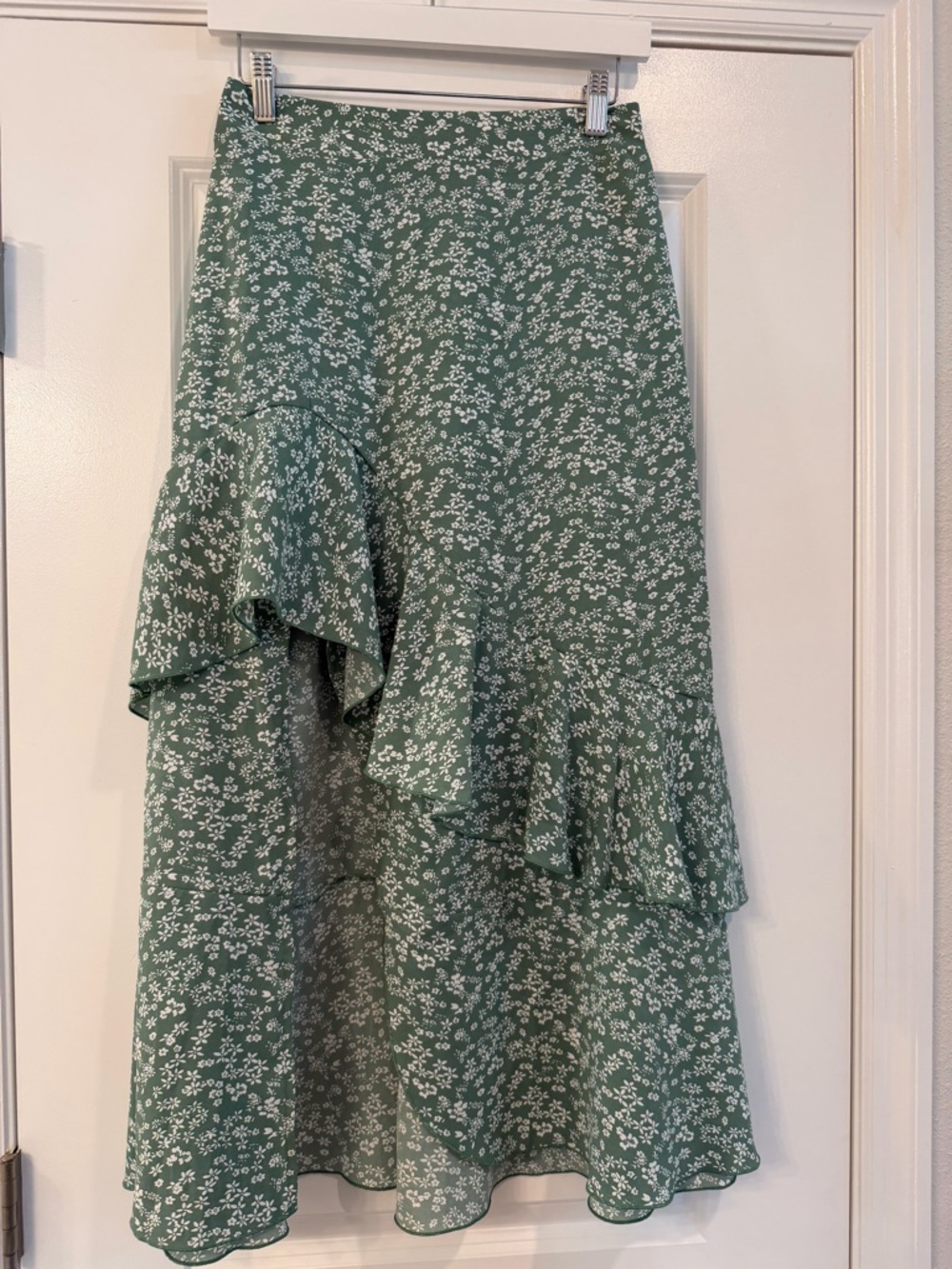 Floral Ruffle High-Low Maxi Skirt - Sage Green- SMALL, NEW WITH TAGS - Picture 4 of 6